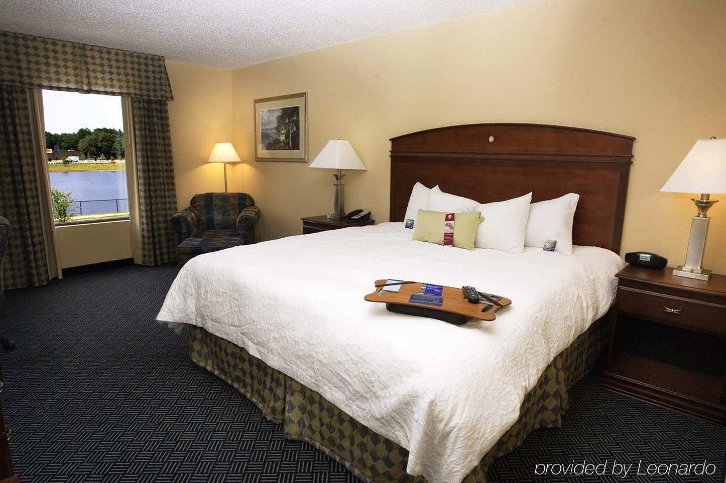 Hampton Inn Jacksonville I-10 West Room photo